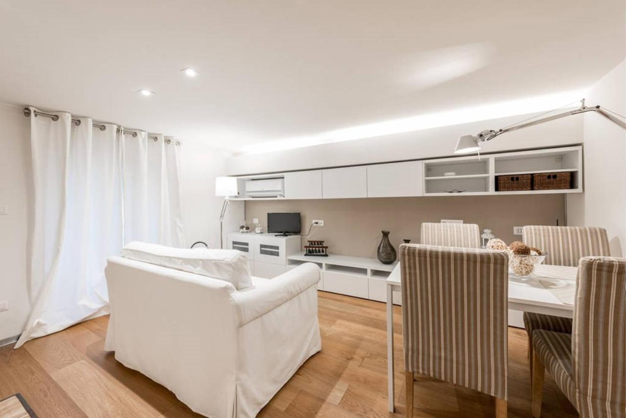 Artist Loft House Bed & Breakfast Бари Екстериор снимка