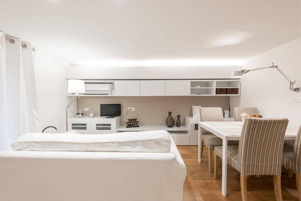 Artist Loft House Bed & Breakfast Бари Екстериор снимка